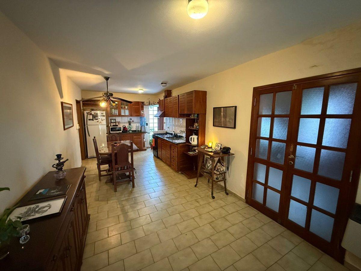 Foto de VENTA CASA 4 DORM. MAS GALPON. B° AYACUCHO, imagen 3