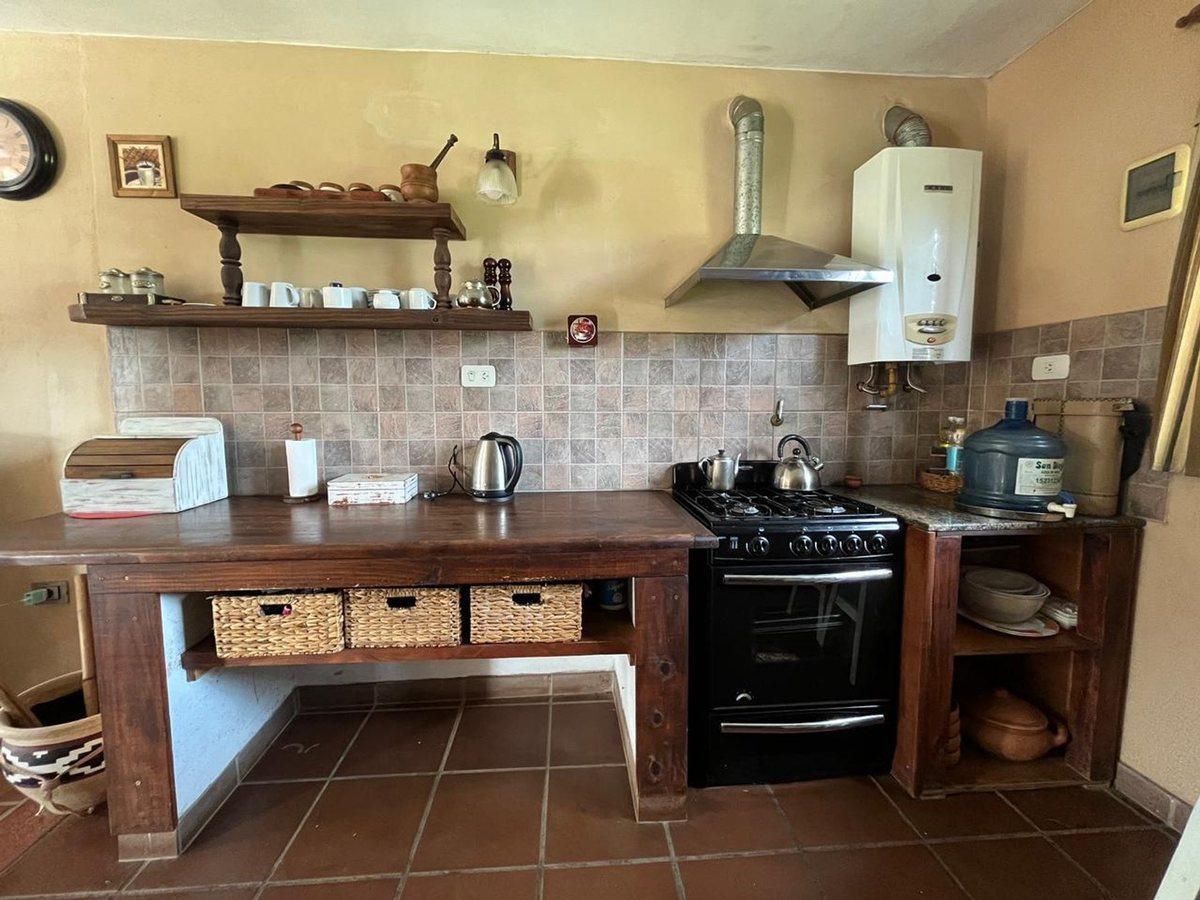 Foto de CASA EN VENTA 3 DORMITORIOS VILLA PARQUE SIQUIMAN, imagen 5