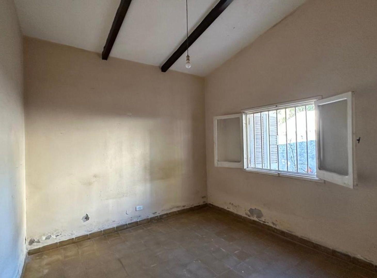 Foto de EN VENTA CASA A REFACCIONAR EN RIO CEBALLOS, imagen 5