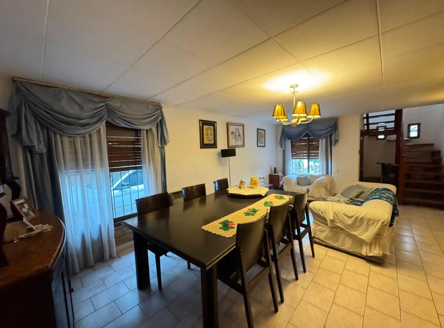 Foto de VENTA CASA 5 DORM. B° A CENTENO. APTO CREDITO, imagen 5