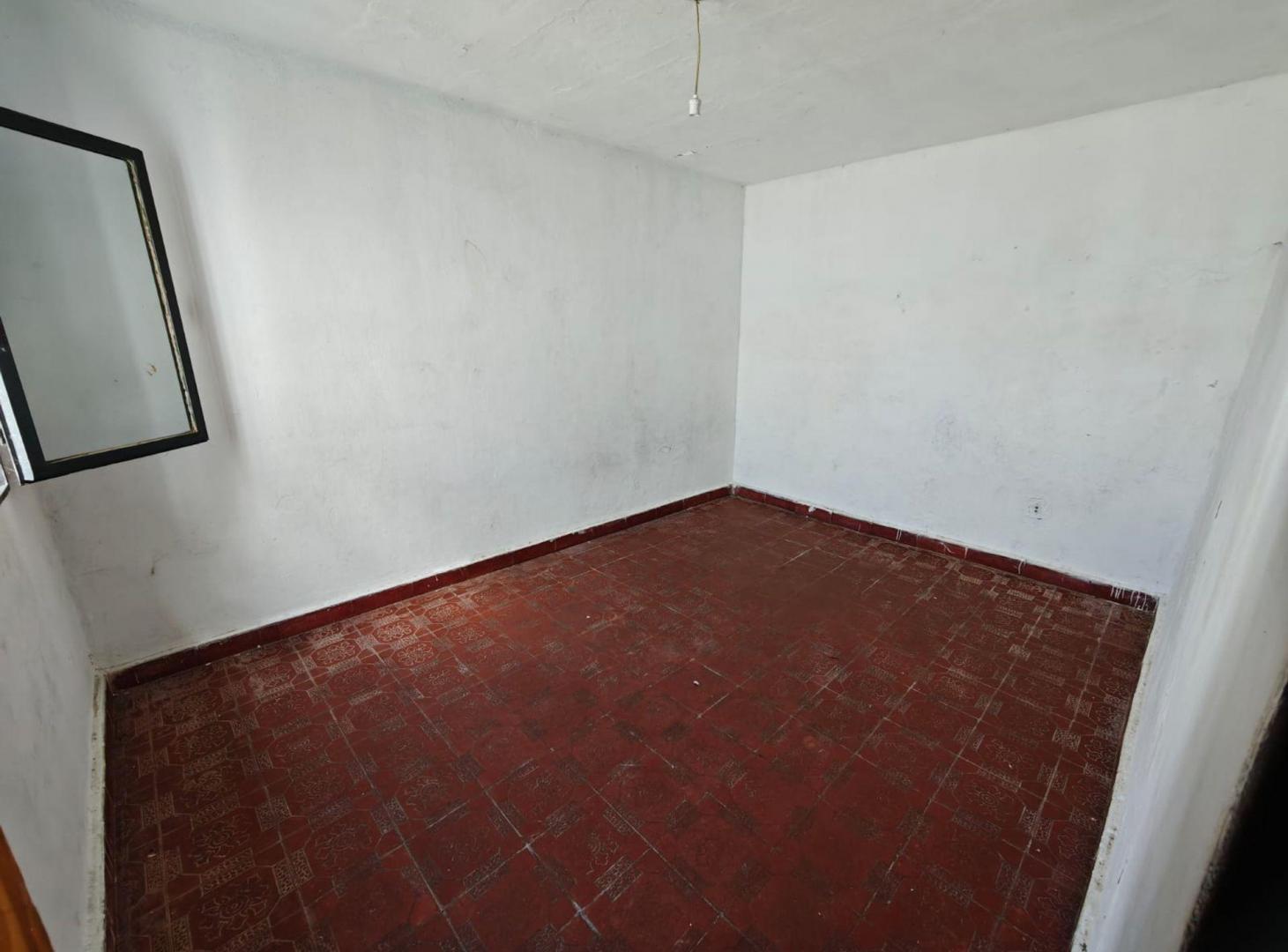Foto de CASA 2 DORMITORIOS C/COCHERA A ALBERDI A RESTAURAR, imagen 2