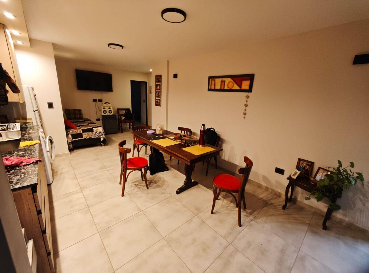 Foto de A ESTRENAR DEPARTAMENTO 2 DORM BALCON ALTO ALBERDI, imagen 3