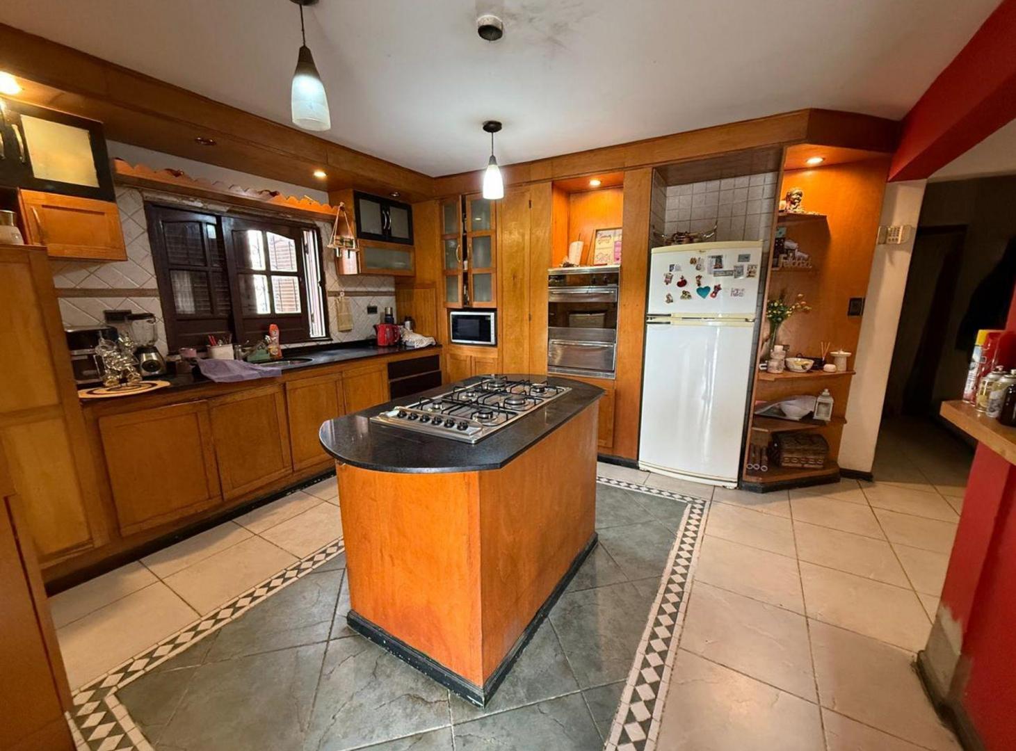Foto de VENTA CASA 4 DORMITORIOS LA CALERA APTA CREDITO, imagen 4