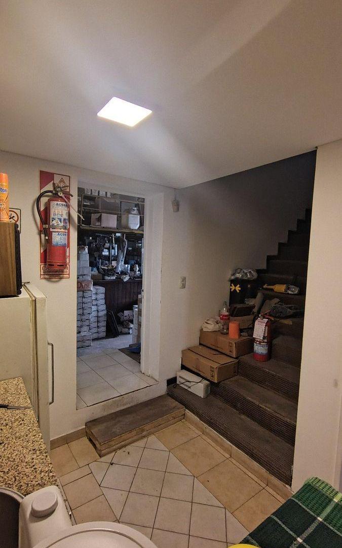Foto de VENTA GALPÓN + OF ZONA CAPITALINAS APTO DESARROLLO, imagen 2
