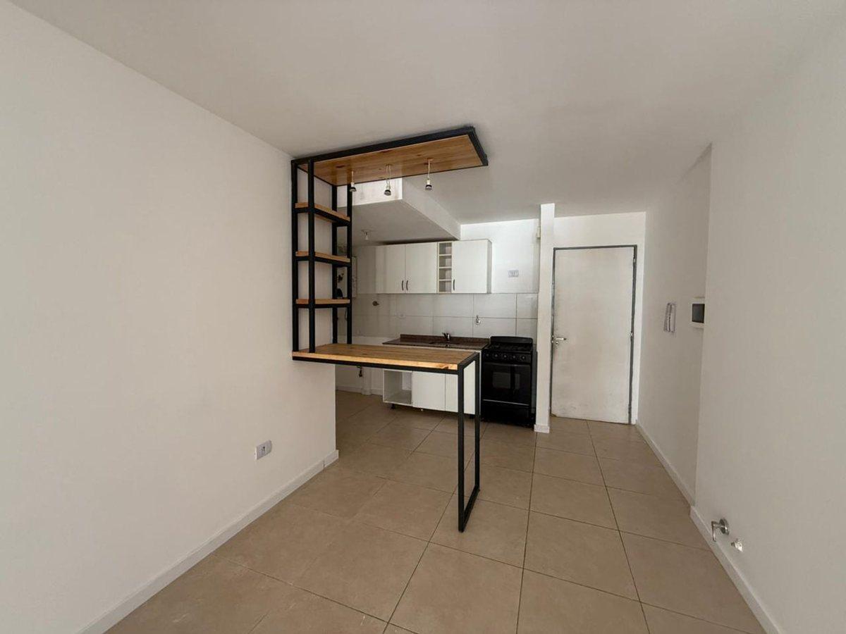 Foto de DEPTO 1 DORM. Y BALCON + AMENITIES B° GENERAL PAZ, imagen 2