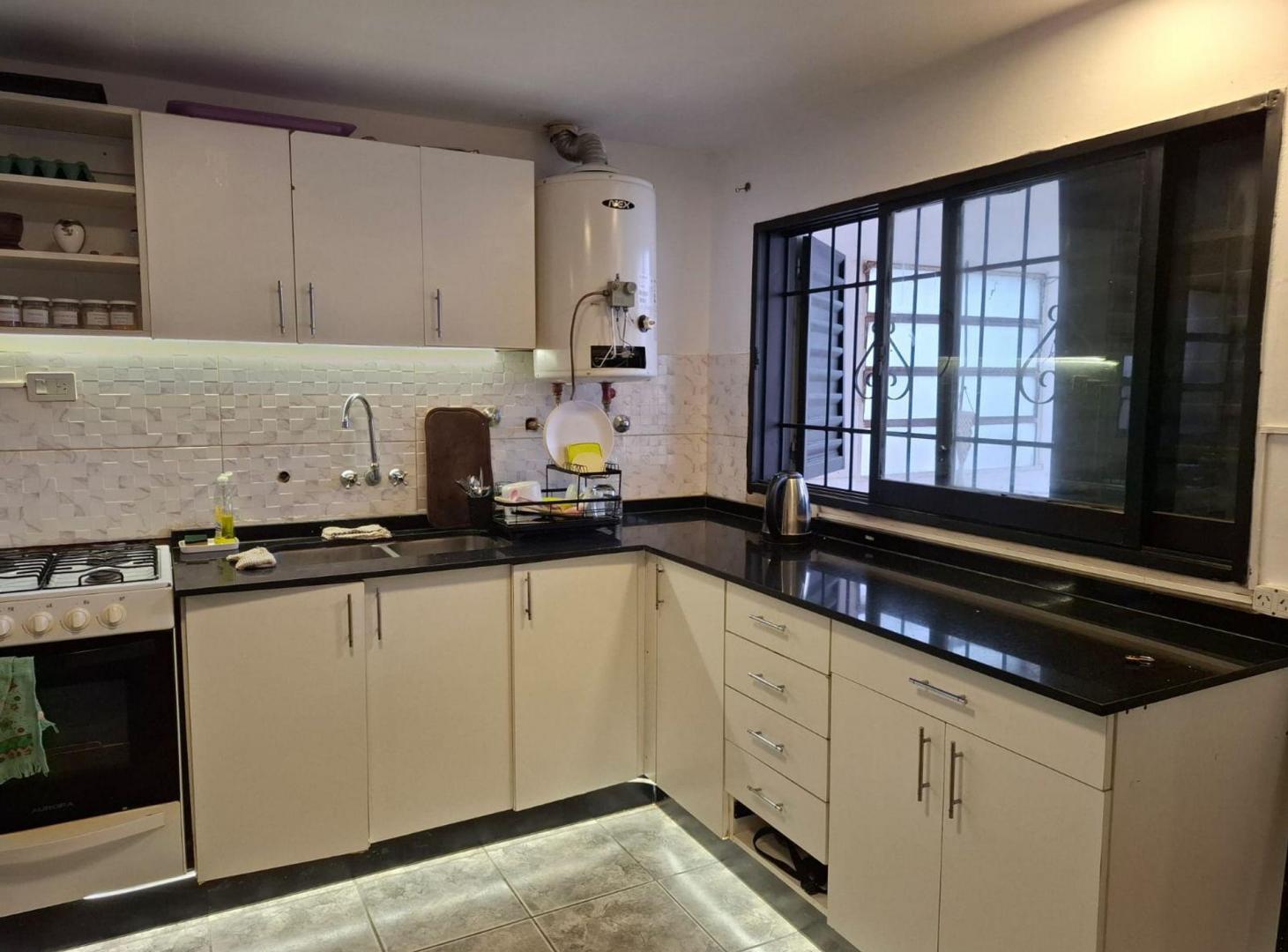 Foto de VENTA CASA 2 HABITACIONES COCHERA B SAN NICOLAS, imagen 5