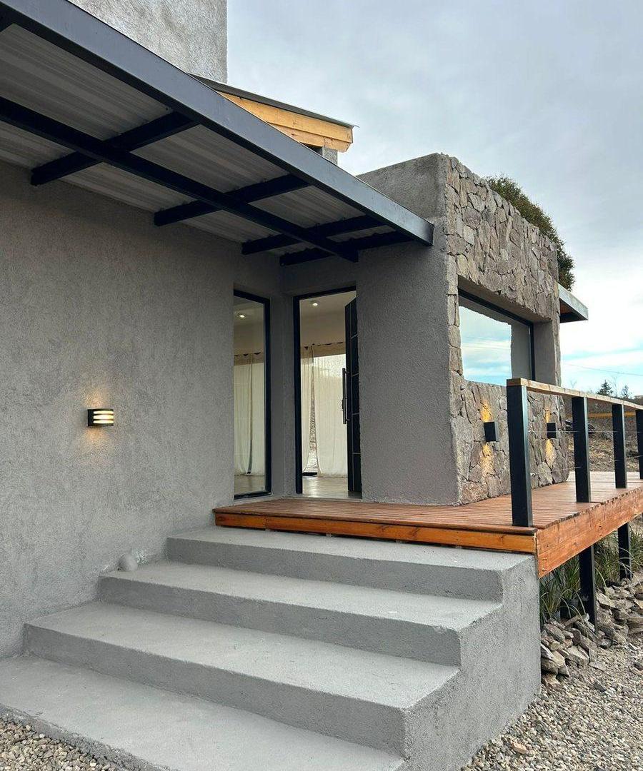 Foto de VENTA CASA A ESTRENAR EN YACANTO CALAMUCHITA, imagen 2