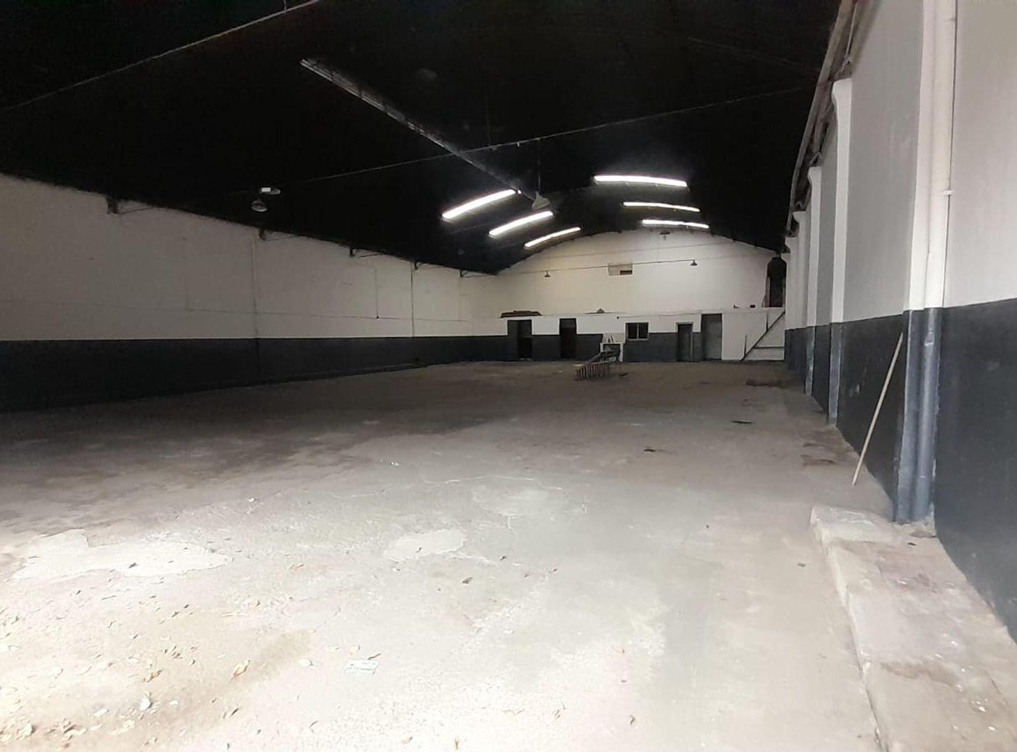 Foto de ALQUILER GALPON 774 M² CON OFICINAS B SAN VICENTE, imagen 1
