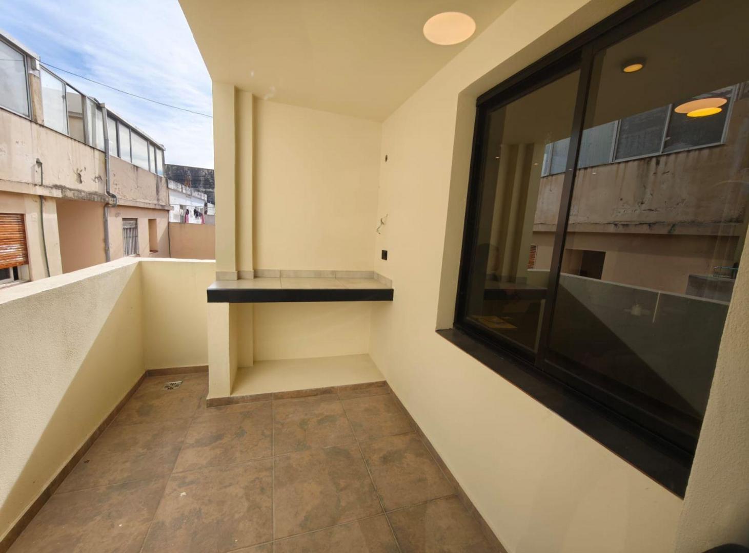 Foto de VENTA DEPARTAMENTO 2 DORMITORIOS ALTO ALBERDI, imagen 2