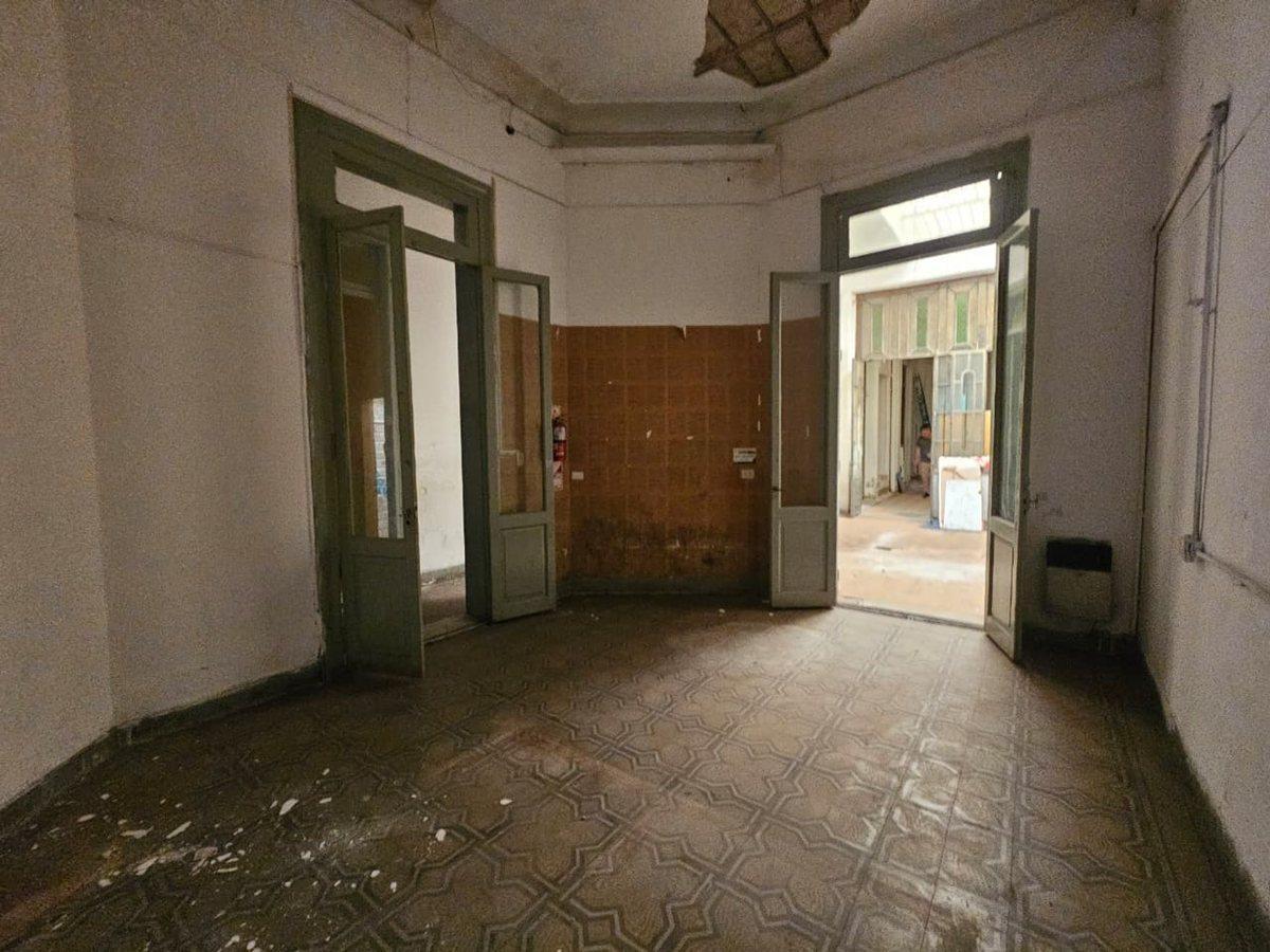 Foto de CASONA USO COMERCIAL O APTO DESARROLLO ALBERDI, imagen 1