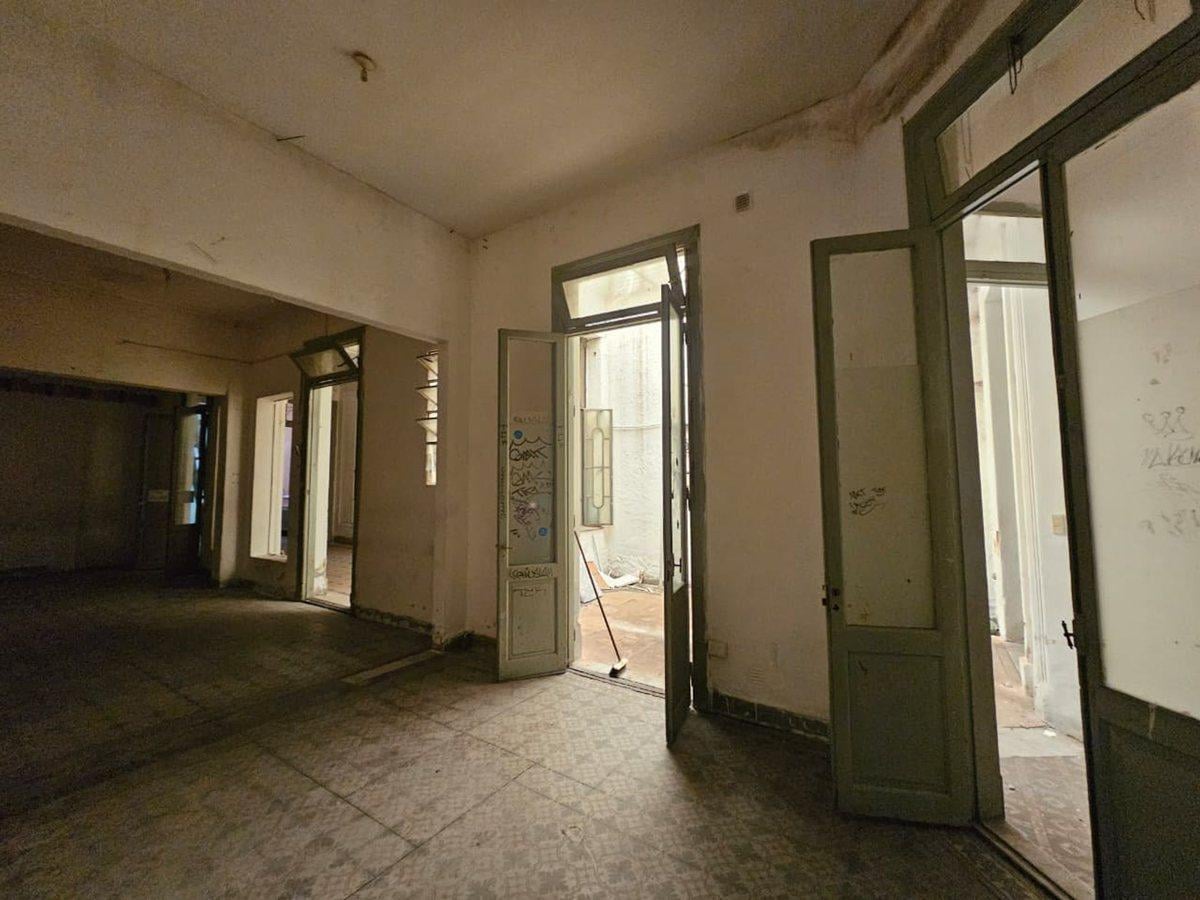 Foto de CASONA USO COMERCIAL O APTO DESARROLLO ALBERDI, imagen 2