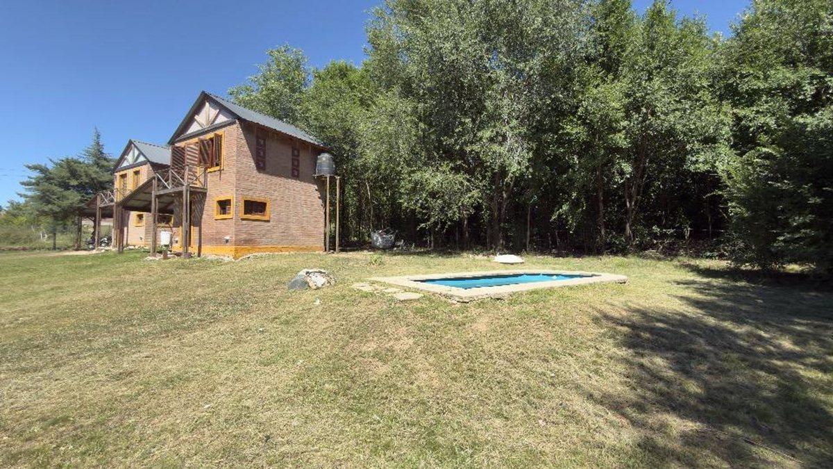 Foto de VENTA DOS CABAÑAS CON PILETA POTRERO DE GARAY, imagen 1