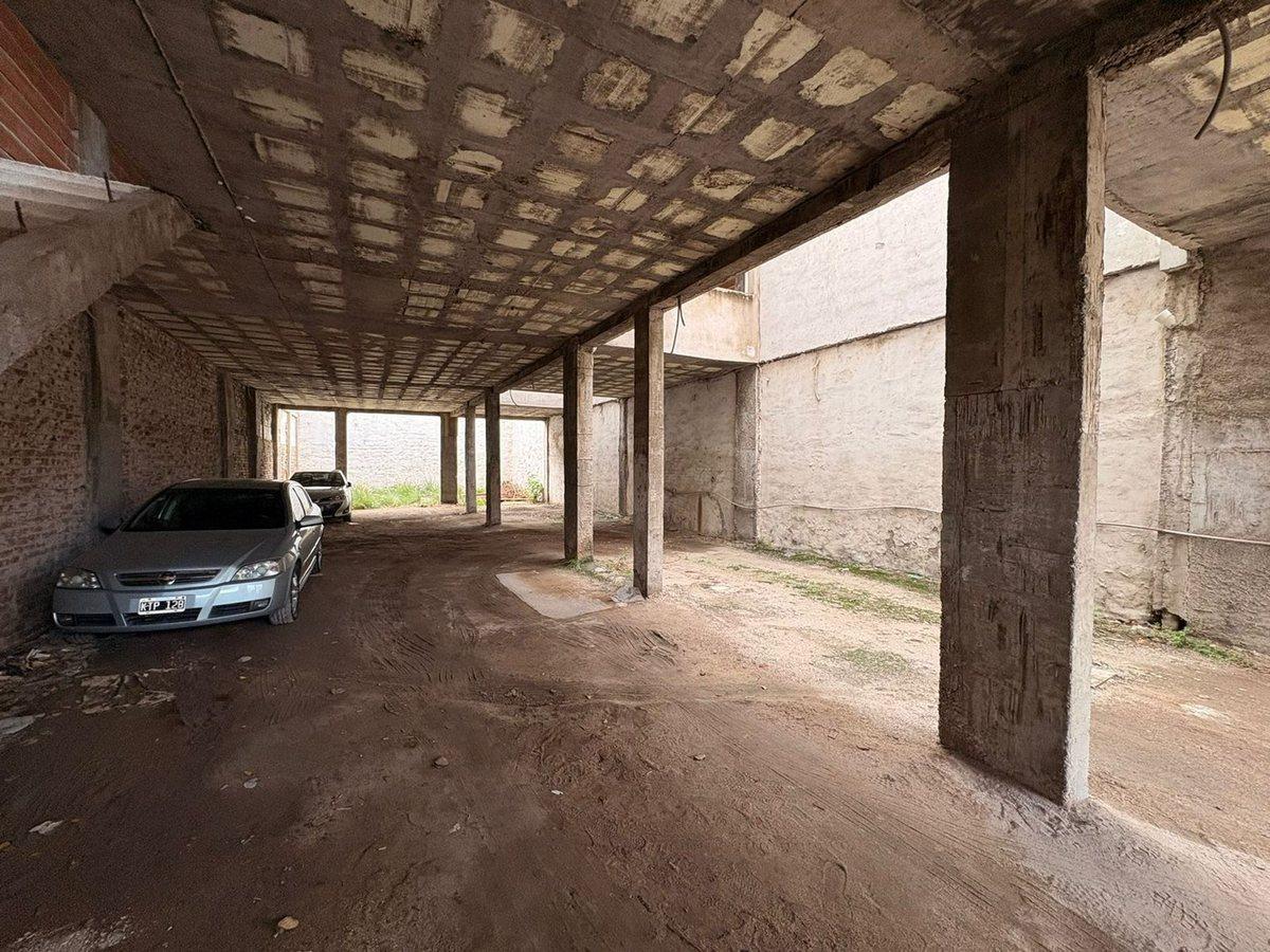 Foto de VENTA EDIFICIO EN CONSTRUCCION BARRIO DUCASSE, imagen 2