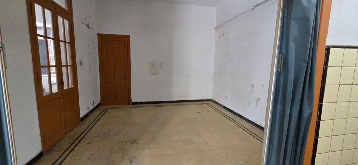 Foto de VENTA GRAN CASONA ZONA COMERCIAL B° GENERAL BUSTOS, imagen 5