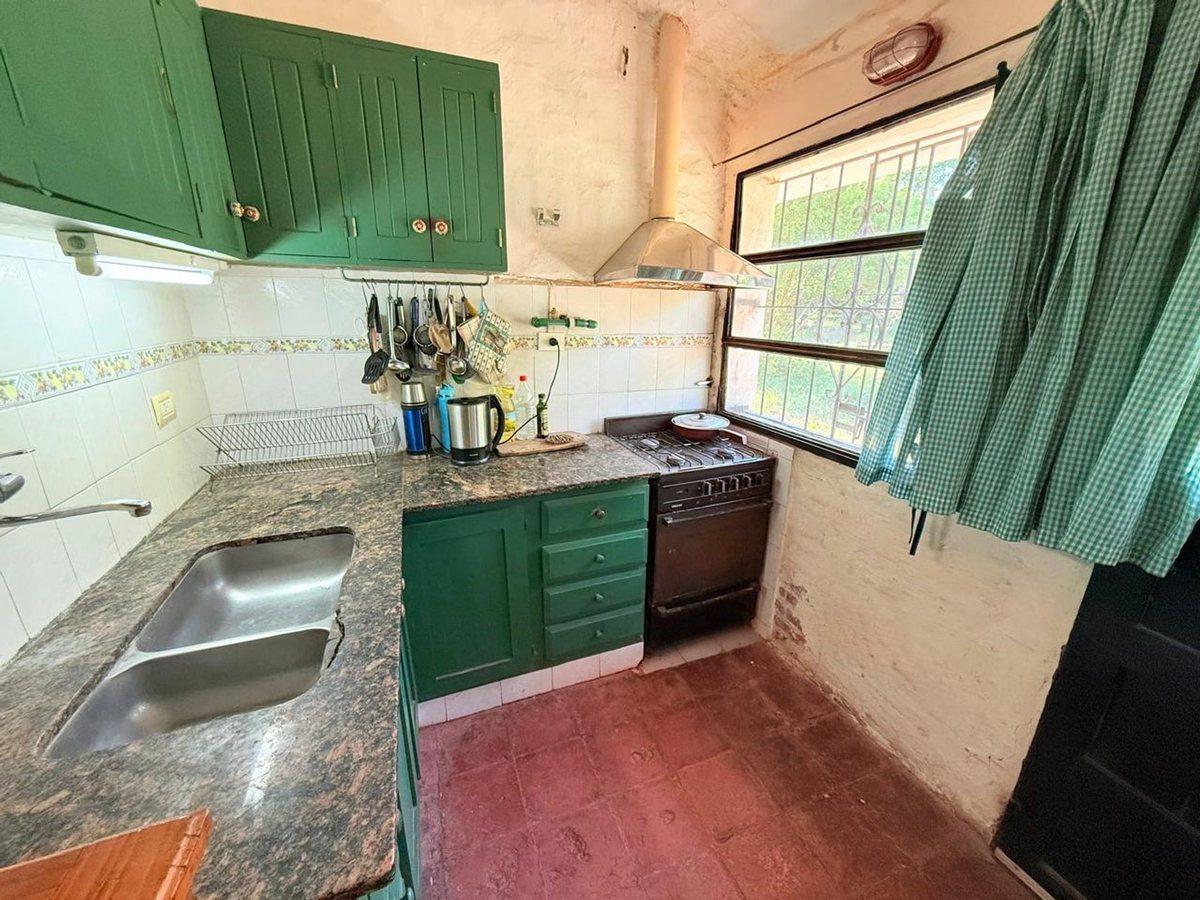 Foto de VENTA CASA 2 DORMITORIOS Y PILETA. ANISACATE, imagen 3