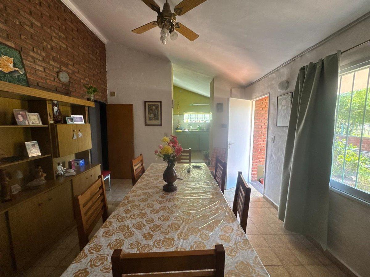 Foto de VENTA CASA 3 DORM + DEPTO - SAN ANTONIO DE ARRED., imagen 3