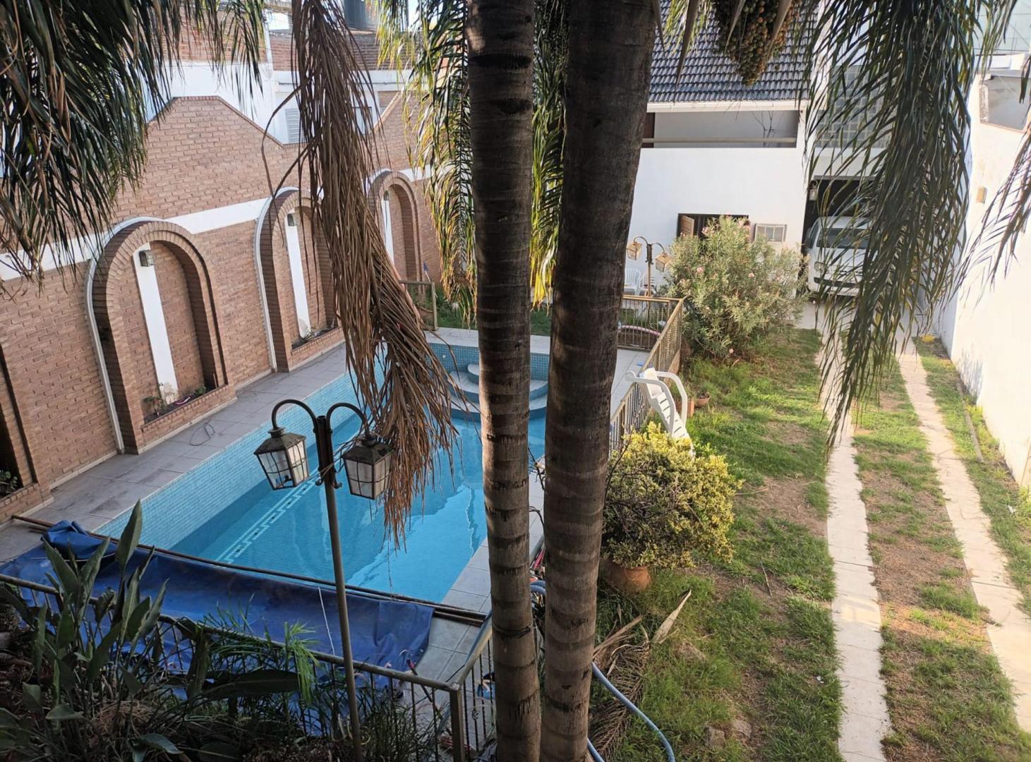 Foto de Exclusiva casa 560m2 con piscina, jacuzzi y sauna, imagen 3