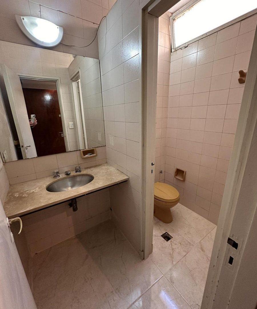 Foto de OFICINA EN VENTA B CENTRO BAÑO PRIVADO, imagen 3