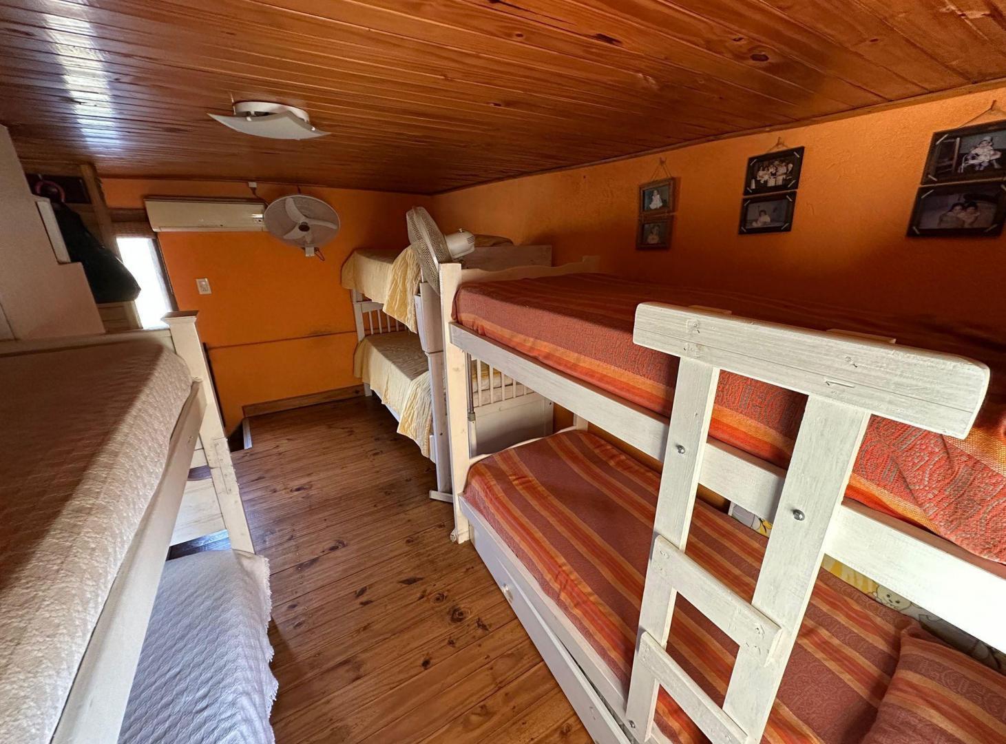 Foto de VENTA CASA CON 2 CABAÑAS EN POTRERO DE GARAY, imagen 2