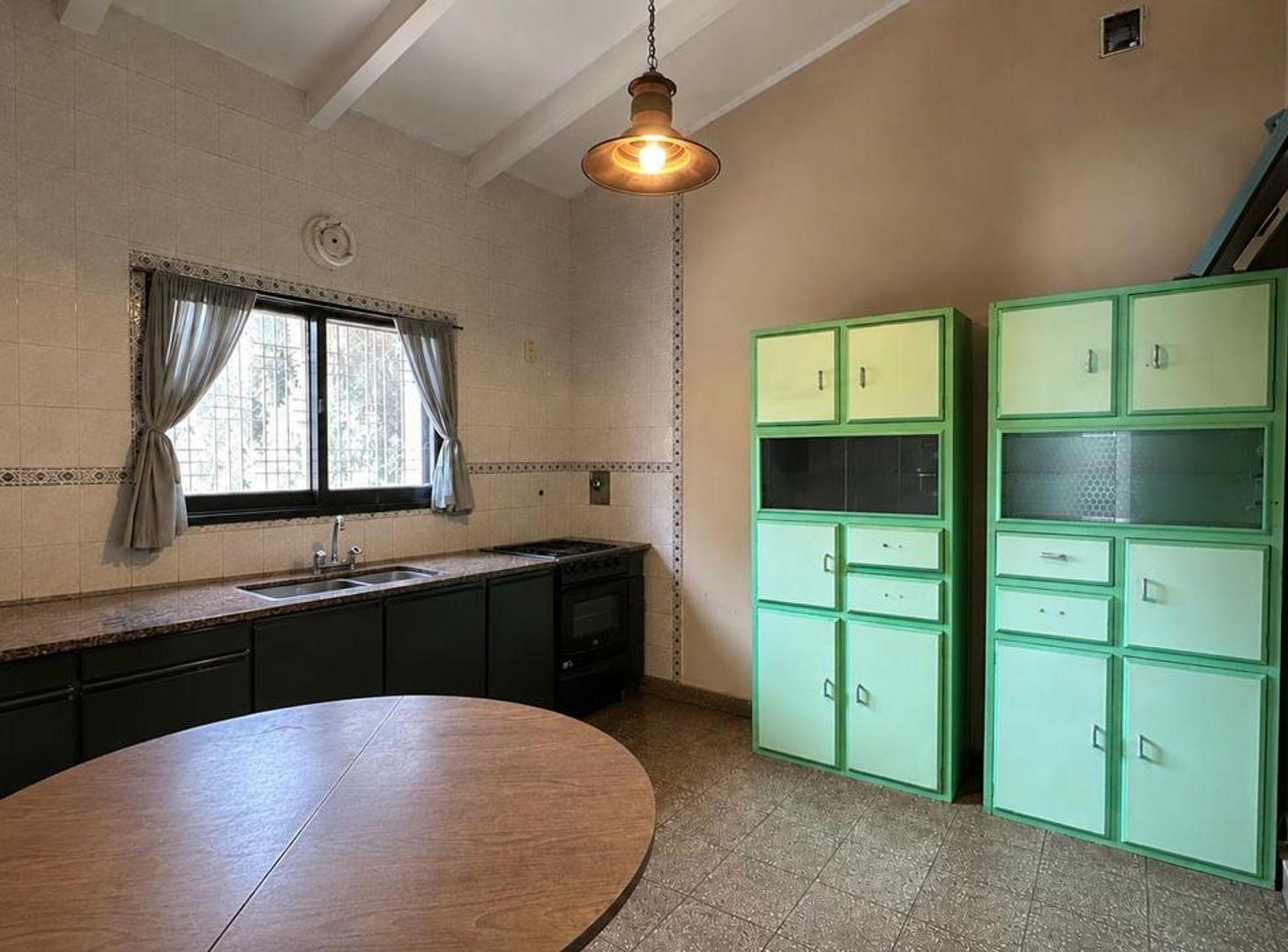 Foto de EN VENTA CASA 3 DORMITORIOS EN CAPILLA DE MONTE, imagen 5