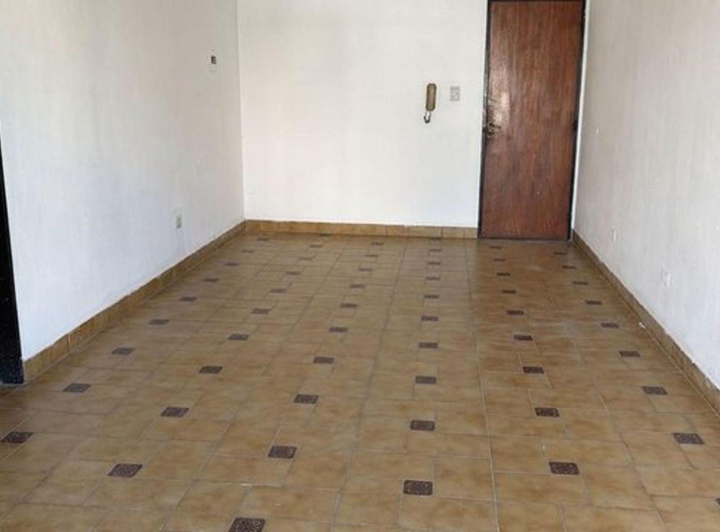 Foto de ALQUILER DPTO 3 DORM, COCHERA EN CENTRO CARLOS PAZ, imagen 2