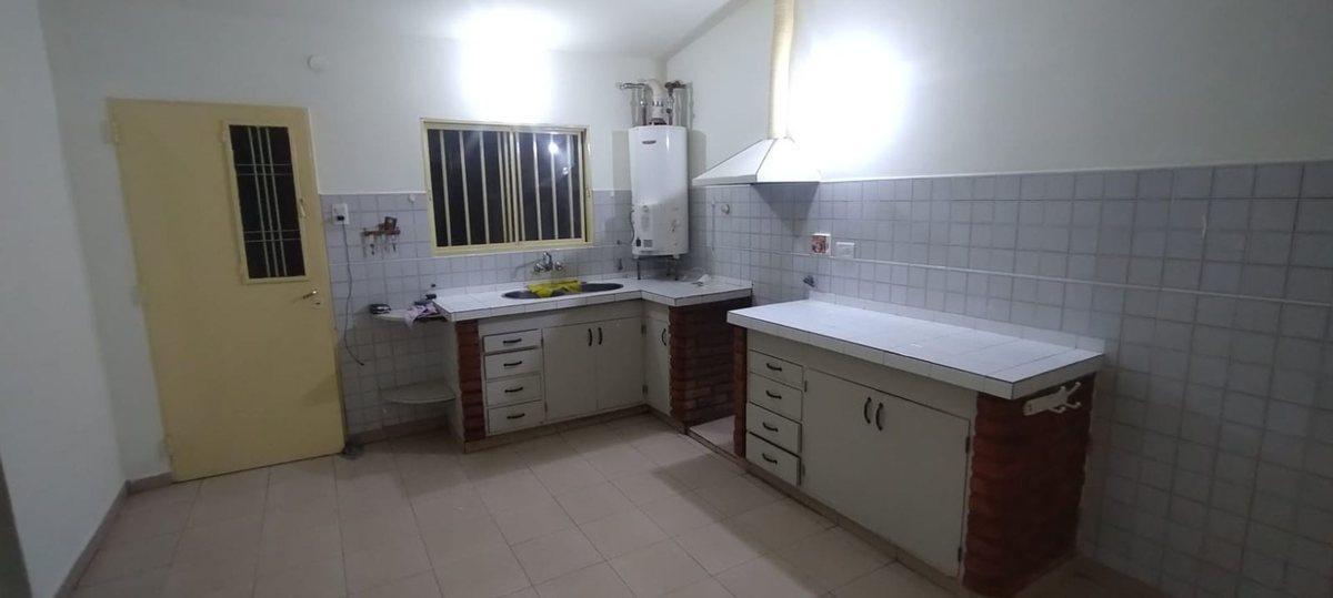 Foto de VENTA CASA EN CURA BROCHERO 3 DORMITORIOS, imagen 4
