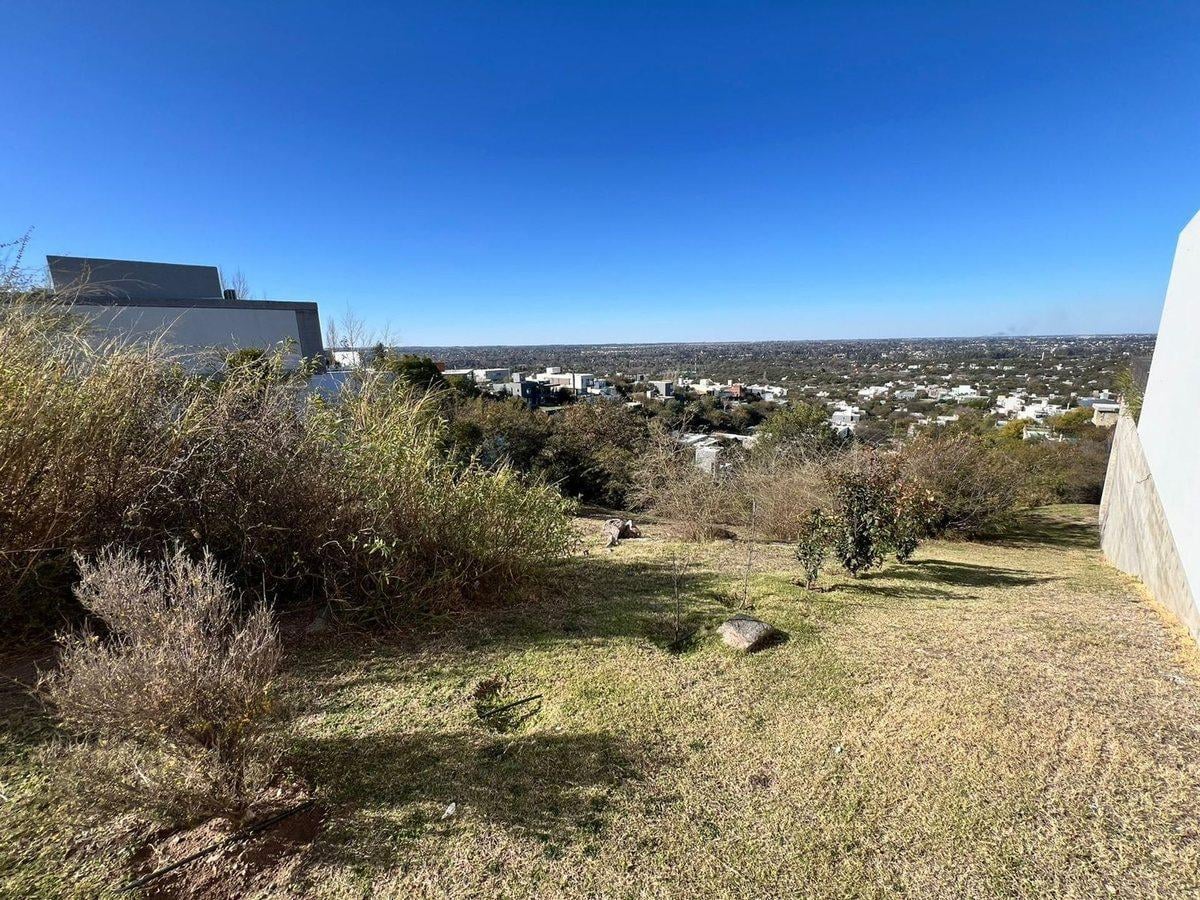 Foto de VENTA LOTE CON VISTA EN COUNTRY LA RUFINA, imagen 3