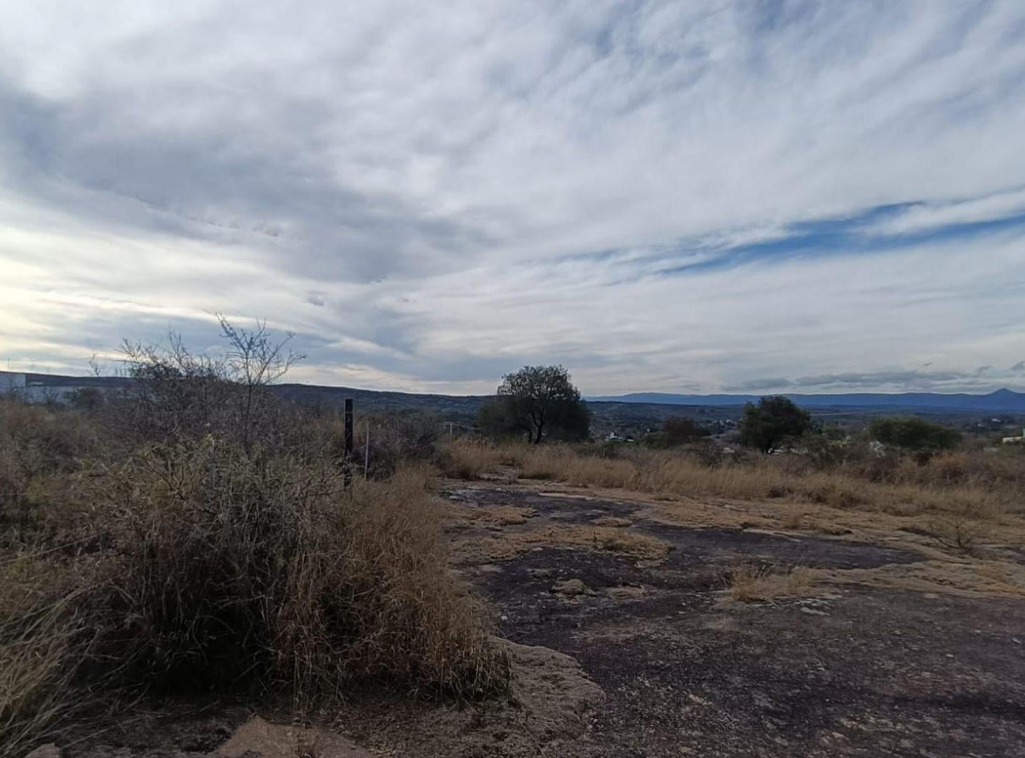 Foto de VENTA LOTE 6860 M2 EN TANTI C/CASA PREFABRICADA, imagen 1