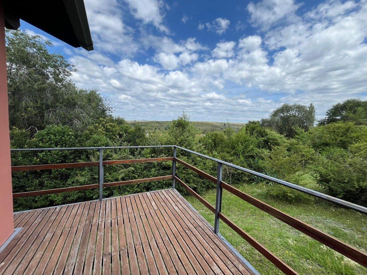 Foto de SE VENDE CASA 2 DORM Y DECK A LAS SIERRAS GIARDINO, imagen 3
