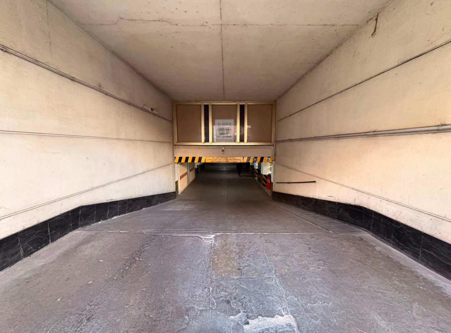 Foto de VENTA COCHERA CENTRO DE CORDOBA - ZONA TRIBUNALES, imagen 3