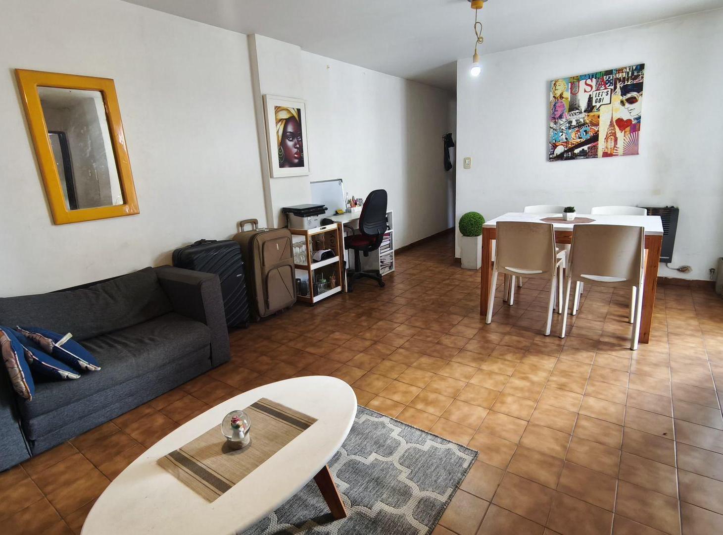 Foto de VENTA DEPARTAMENTO IMPECABLE CENTRO CON BALCON, imagen 4