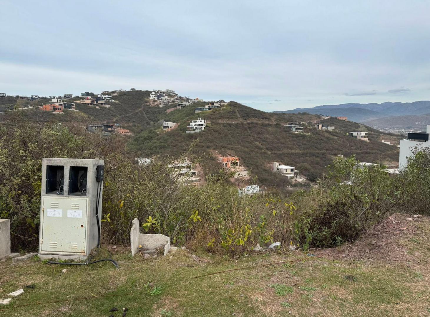 Foto de VENTA LOTE DE 1667 M2 LA DESEADA COUNTRY, imagen 3