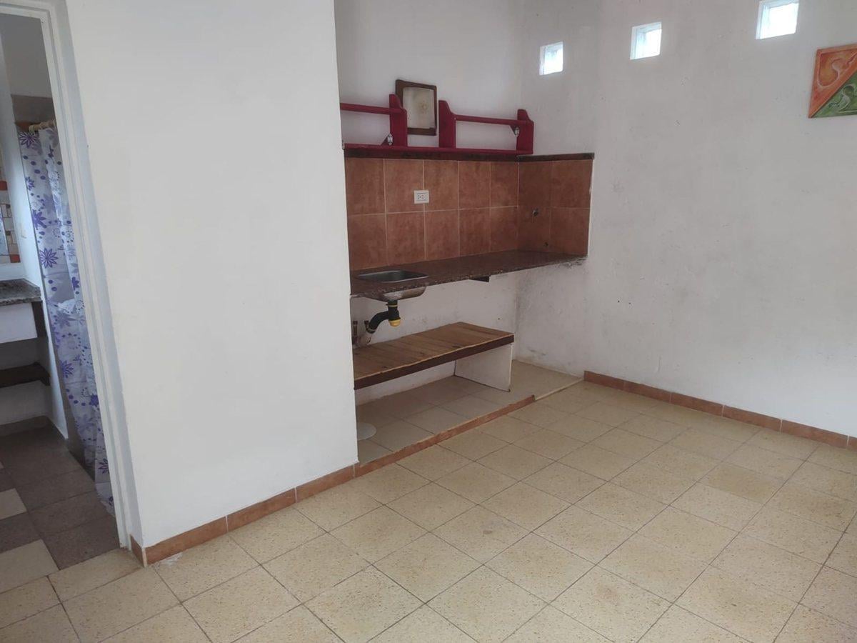Foto de EN VENTA CASA MAS DPTO EN HUERTA GRANDE, imagen 2