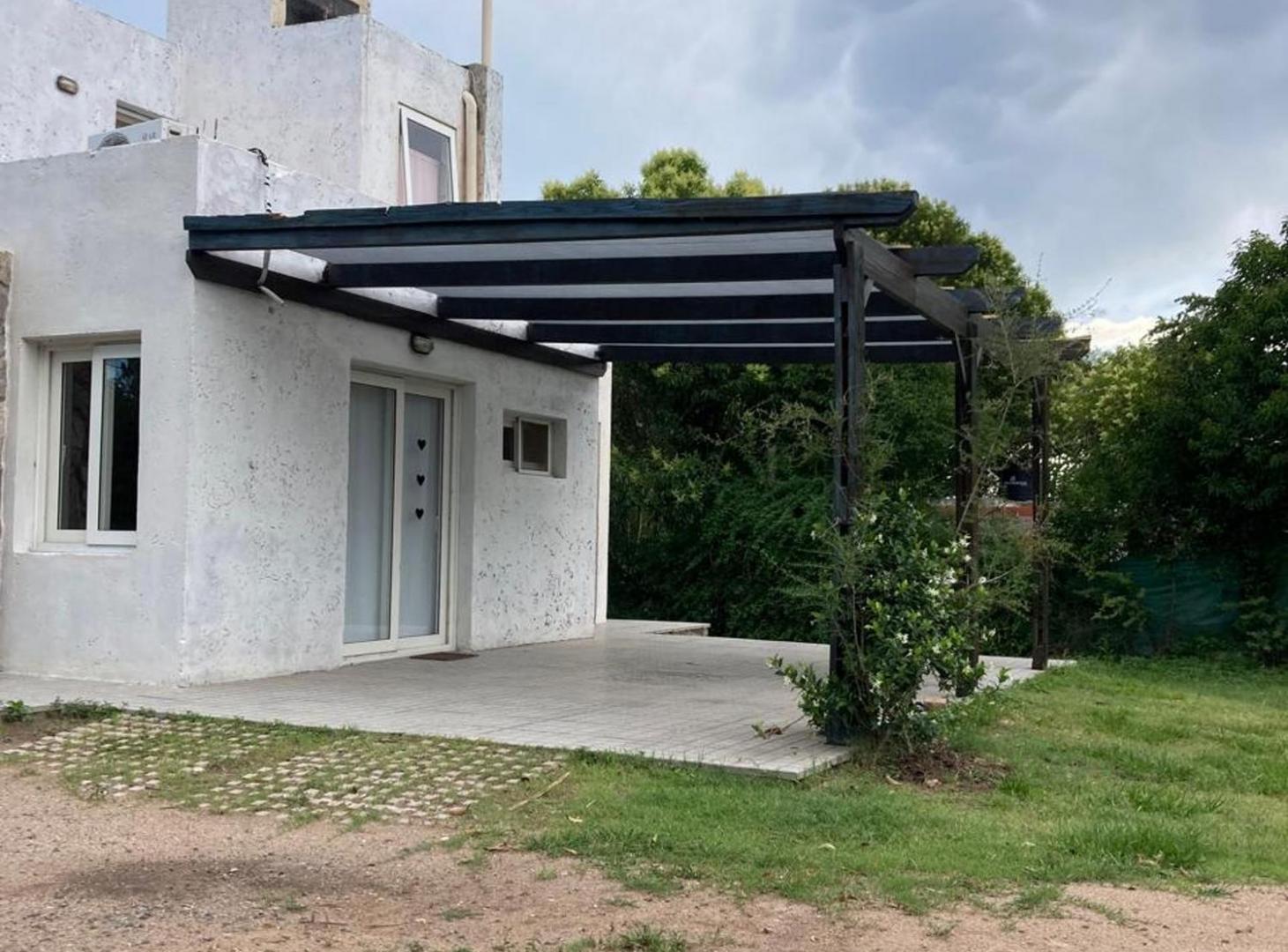 Foto de EN VENTA CASA MAS DPTO EN HUERTA GRANDE, imagen 3