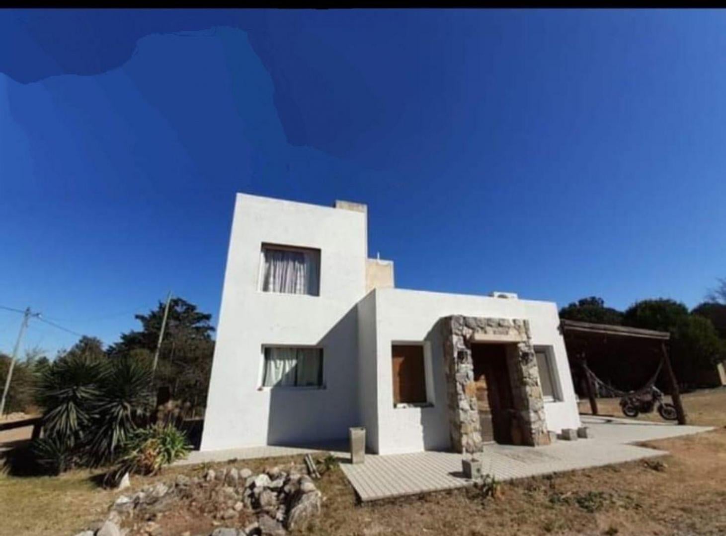 Foto de EN VENTA CASA MAS DPTO EN HUERTA GRANDE, imagen 4
