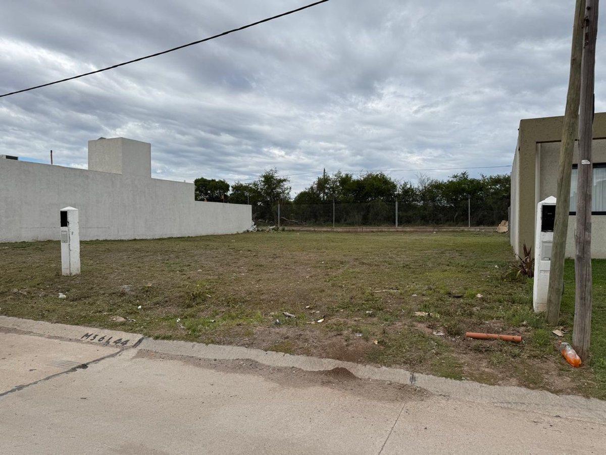 Foto de LOTE APTO DUPLEX 250 M2 "DOCTA AVENIDA" MALAGUEÑO, imagen 1