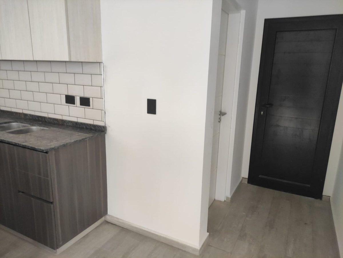 Foto de DUPLEX DE CATEGORIA, 3 DORM/ 2 BAÑOS CHACRAS GREEN, imagen 2
