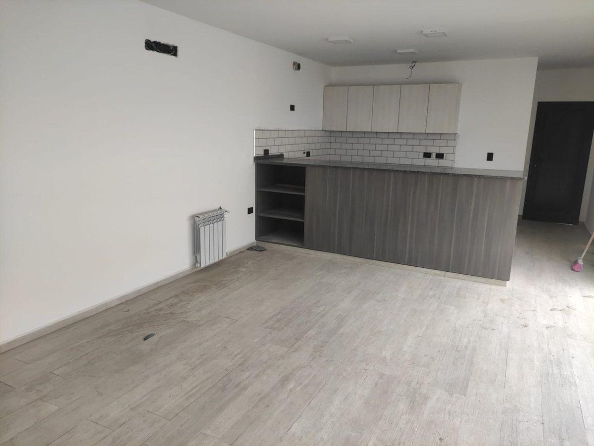 Foto de DUPLEX DE CATEGORIA, 3 DORM/ 2 BAÑOS CHACRAS GREEN, imagen 1