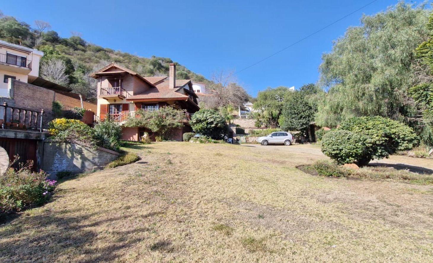 Foto de CASA 5 DORMITORIOS, 6 BAÑOS Y PILETA EN COSTA AZUL, imagen 3