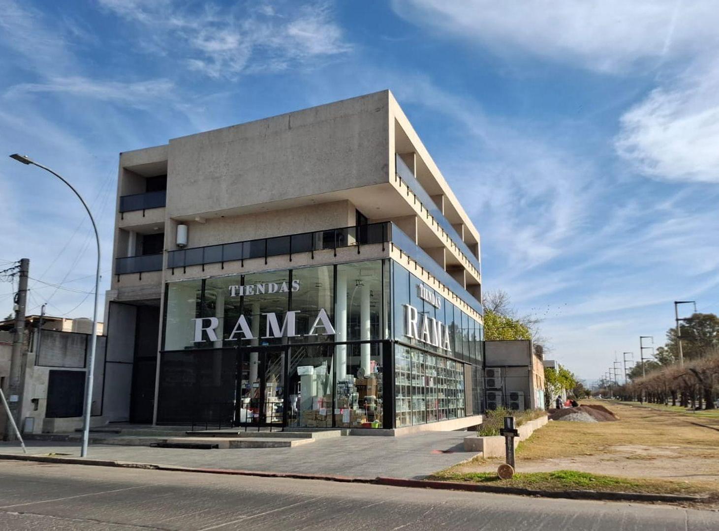 Foto de Venta Cochera en Av. Nores Martínez Barrio Jardín, imagen 1