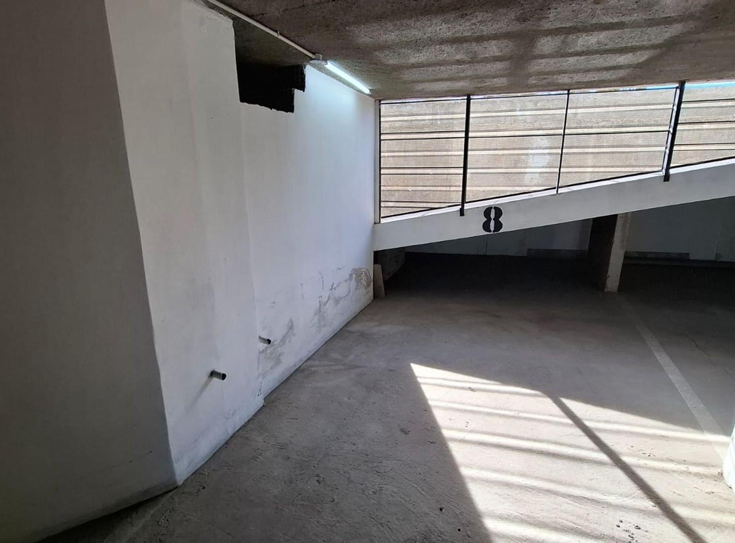 Foto de Venta Cochera en Av. Nores Martínez Barrio Jardín, imagen 3
