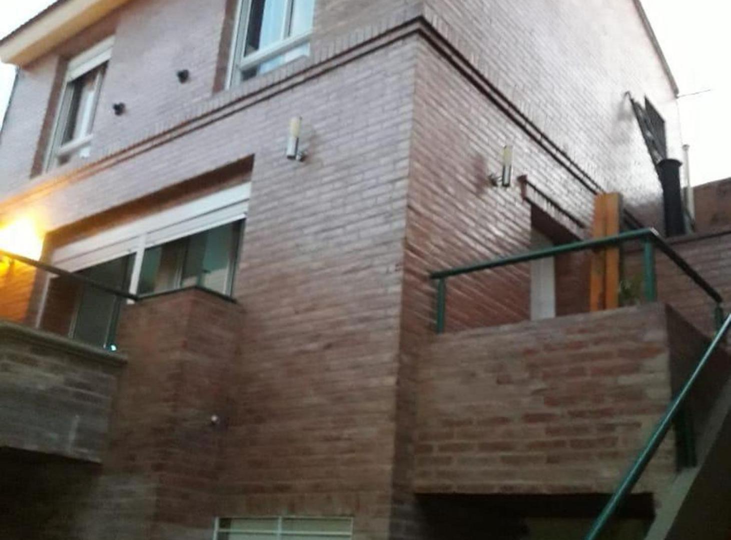Foto de VENTA CASA 2 DORM HOUSING CERRADO – ALTA CÓRDOBA, imagen 1