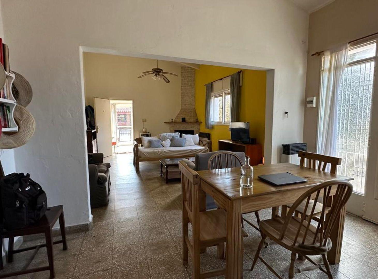 Foto de EN VENTA CASA 3 DORMITORIOS EN CAPILLA DE MONTE, imagen 5