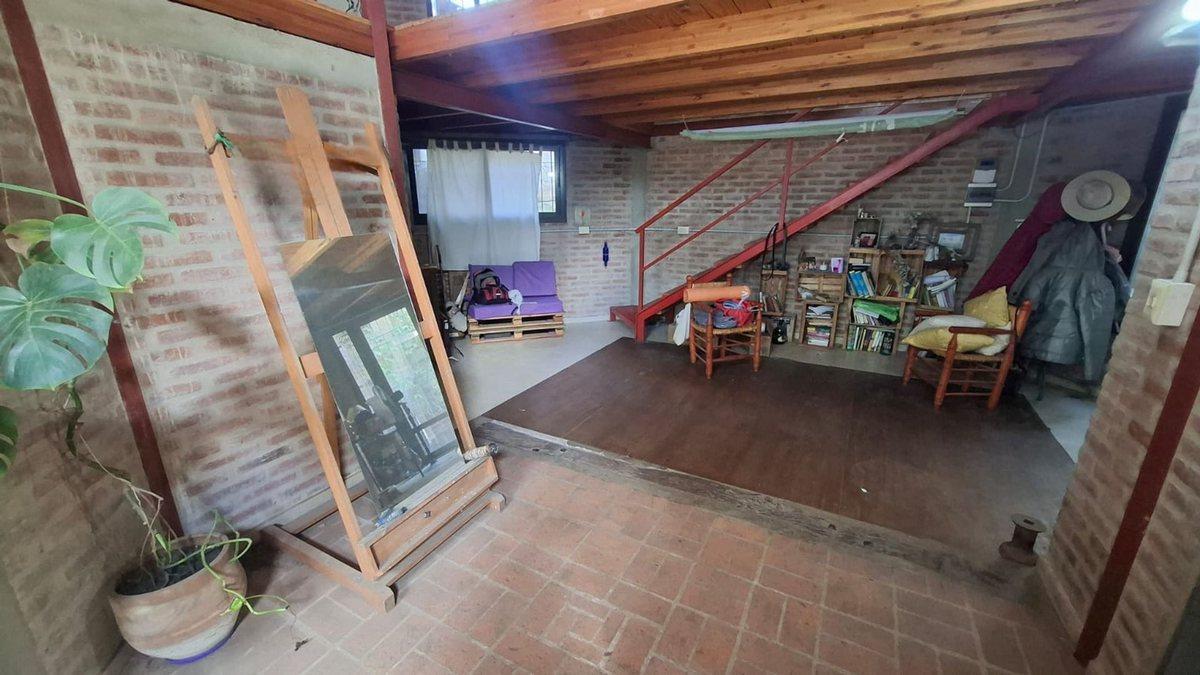 Foto de SE VENDE CASA 2 DORMITORIOS EN UNQUILLO, imagen 3