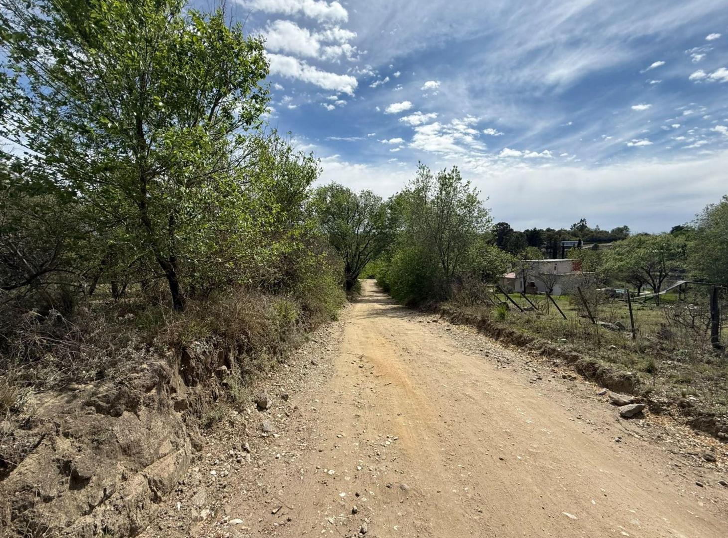 Foto de VENTA LOTE DE 830M2 LOS ESPINILLOS- ESCRITURA, imagen 3