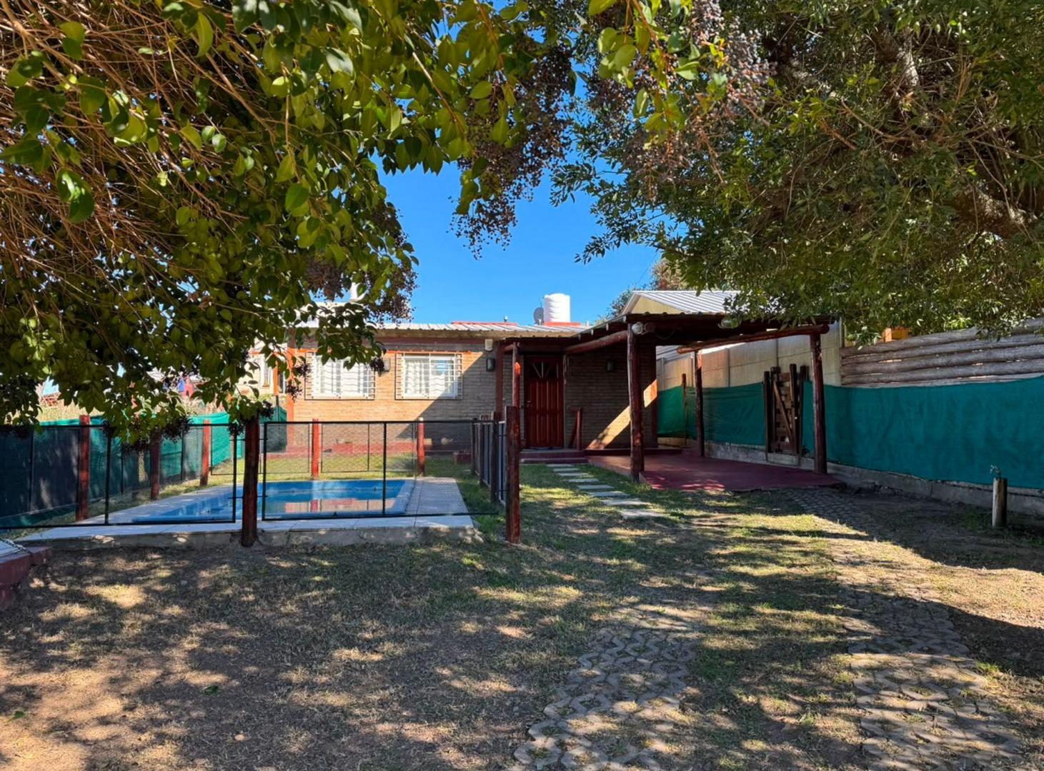 Foto de VENTA CASA VALLE HERMOSO 2 DORMITORIOS, PILETA, imagen 2