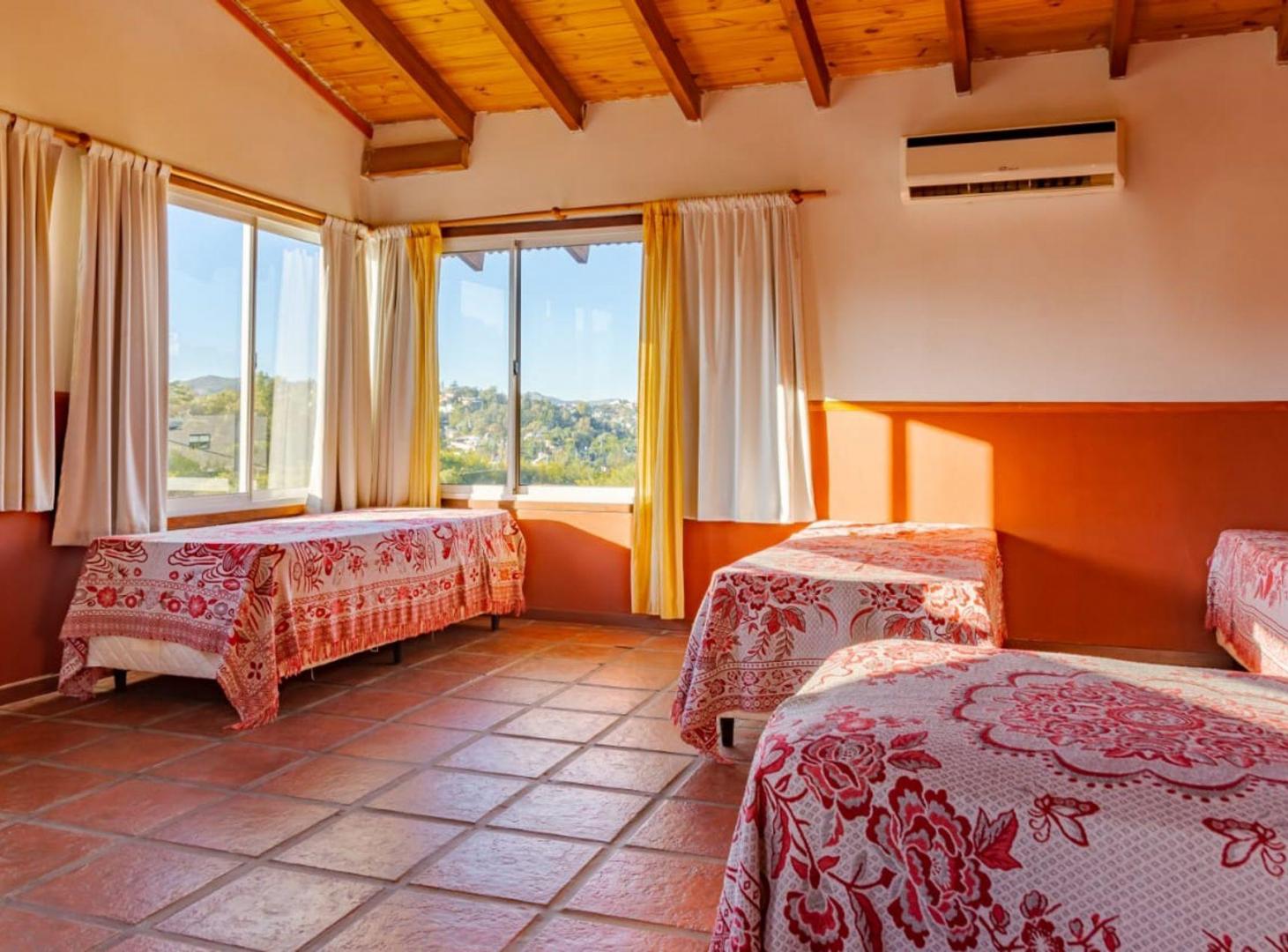 Foto de VENTA COMPLEJEO DE CABAÑAS EN VILLA CARLOS PAZ, imagen 4