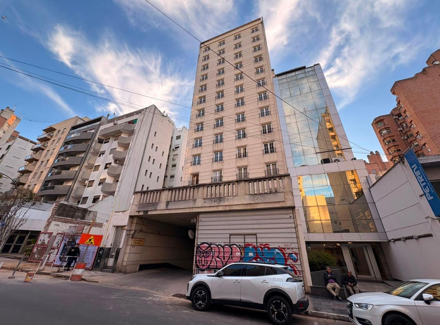 Foto de VENDE COCHERA CENTRO DE CORDOBA - ZONA TRIBUNALES, imagen 1