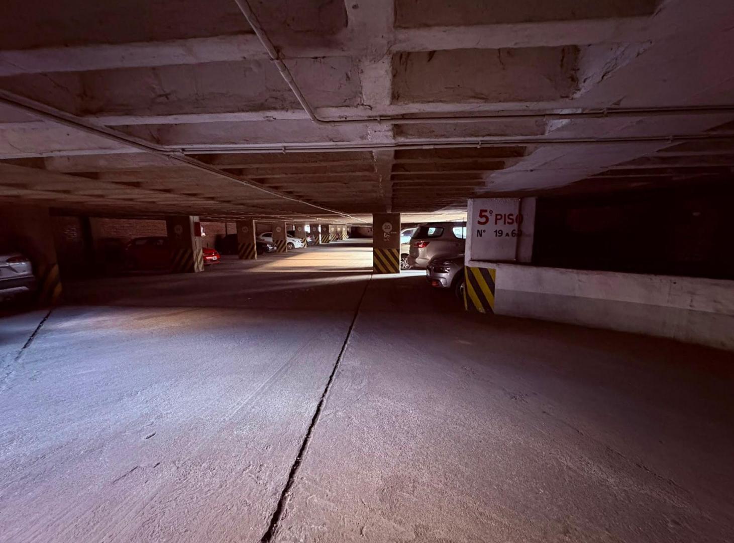 Foto de VENDE COCHERA CENTRO DE CORDOBA - ZONA TRIBUNALES, imagen 5