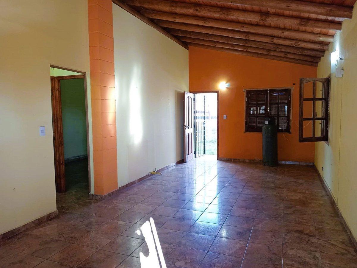 Foto de VENTA CASA 2 DORMITORIOS CON PILETA VILLA GIARDINO, imagen 4